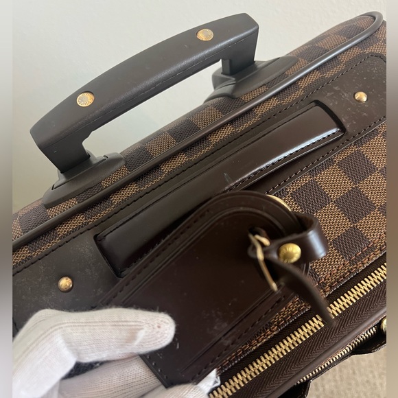 Louis Vuitton Pegase 55 in Damier Ebene - Picture 5 of 15